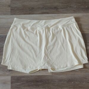 NWOT Real Essentials Women's Skort Yellow Size 3X